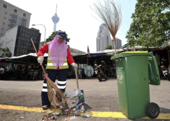 WARUNG di Jalan Doraisamy, Kuala Lumpur pernah popular suatu ketika dahulu sebagai tempat warga kota menjamah roti canai dan nasi lemak.