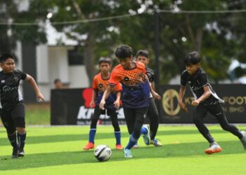 KEMERIAHAN Kronos Tranung Junior Cup 2023 kian dirasakan dengan lebih 500 pemain mewakili 32 pasukan berentap memburu kejuaraan edisi kedua kejohanan itu di Padang KTC Arena, Batu Buruk, Terengganu pada 28 Oktober ini.