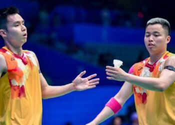 AARON Chia-Soh Wooi Yik menjadi pemenang pingat tunggal Malaysia dalam badminton pada Sukan Asia di Hangzhou dengan meraih gangsa beregu lelaki.