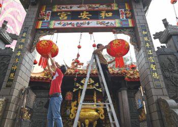 CADANGAN nama baharu China Town bagi Kampung Cina di Kuala Terengganu bukan sahaja tidak sesuai kerana dalam bahasa Inggeris, malah tidak memberi gambaran tepat penempatan etnik Cina di tempat itu. –UTUSAN/PUQTRA HAIRRY