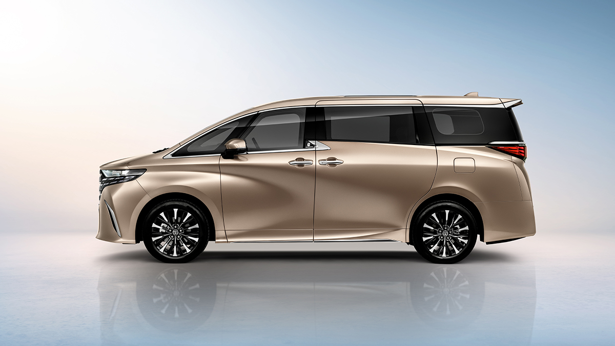 Toyota lancar model Alphard 2024 di Malaysia, harga RM538,000