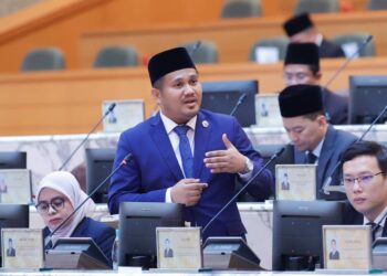 MOHAMAD FAZLI MOHAMAD SALLEH menggulung perbahasan pada Sidang DUN Johor di Kota Iskandar, Iskandar Puteri.