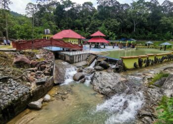 TAMAN Eko Rimba Ulu Bendul di Kuala Pilah antara yang akan ditutup sementara kepada pengunjung awam bermula 20 November ini sebagai langkah berjaga-jaga ekoran musim tengkujuh dan risiko kepala air.-UTUSAN/MOHD. SHAHJEHAN MAAMIN.