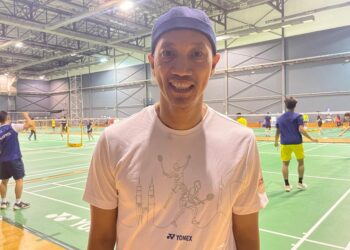 Ketua jurulatih badminton remaja negara, Jeffer Rosobin sudah 10 hari memulakan tugasnya di Akademi Badminton Malaysia (ABM), Bukit Kiara.