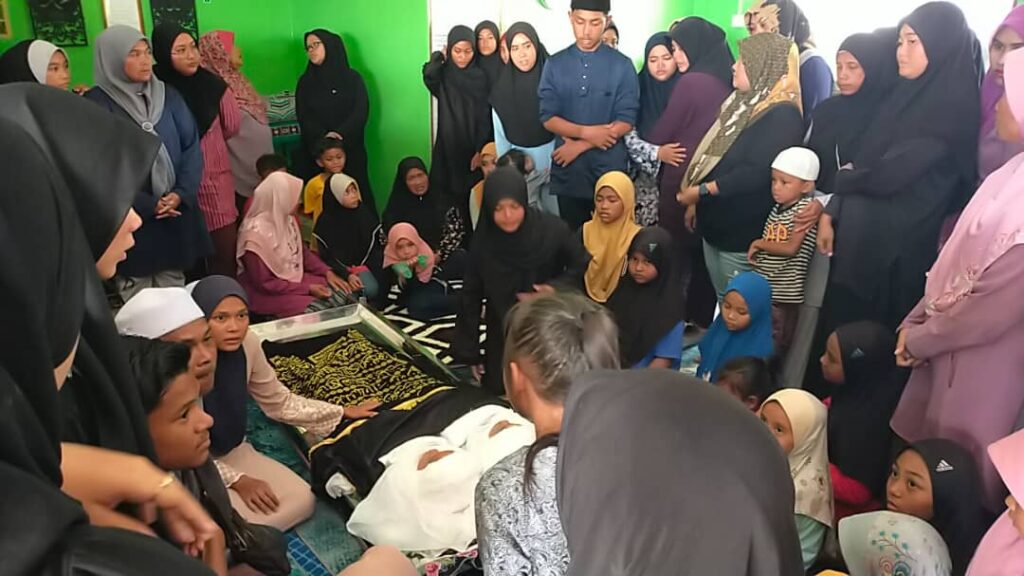 Jenazah Dua Kanak-kanak Lemas Selamat Dikebumikan