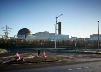 LOJI kuasa nuklear Sellafield berhampiran Seascale Composite di Cumbria.-AGENSI