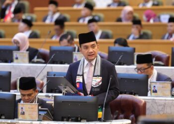 ONN HAFIZ GHAZI menggulung perbahasan pada Sidang DUN Johor di Kota Iskandar, Iskandar Puteri.