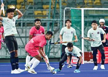 SKUAD negara berjaya menjinakkan India 1-0 dalam persahabatan kelmarin menjelang kempen pembukaan Piala Dunia Remaja 2023 menentang Chile, hari ini. - IHSAN KONFEDERASI HOKI MALAYSIA