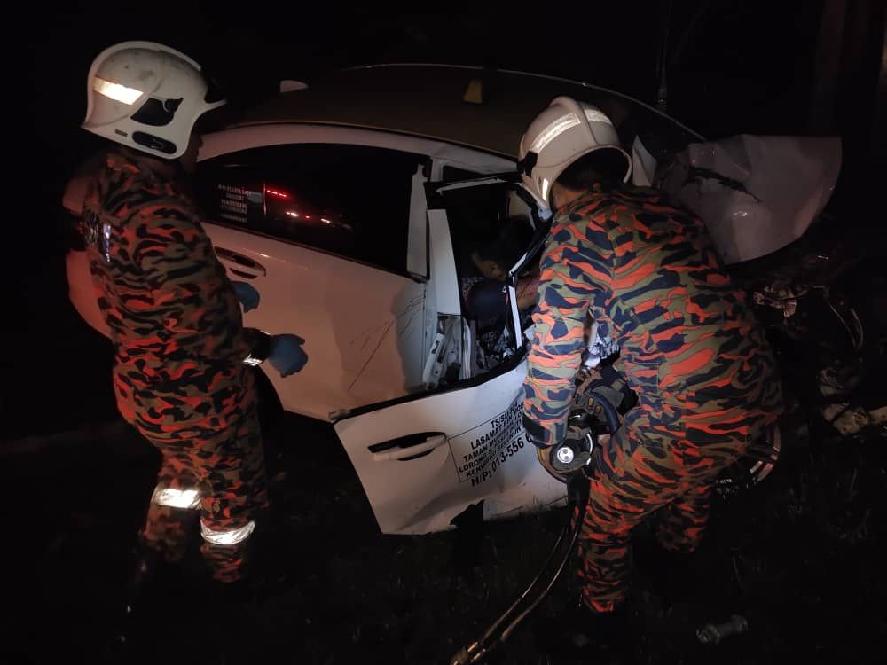 Suami maut, isteri dan bayi cedera kereta sewa dinaiki bertembung lori 