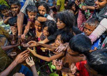 Syor supaya kerajaan meletakkan pelarian di sebuah pulau tidak masuk akal.- Gambar hiasan