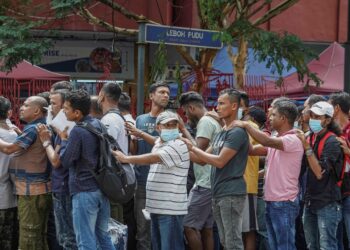 ISU lambakan warga asing amat serius kerana mereka ada di mana-mana sahaja sama ada bandar atau kampung.