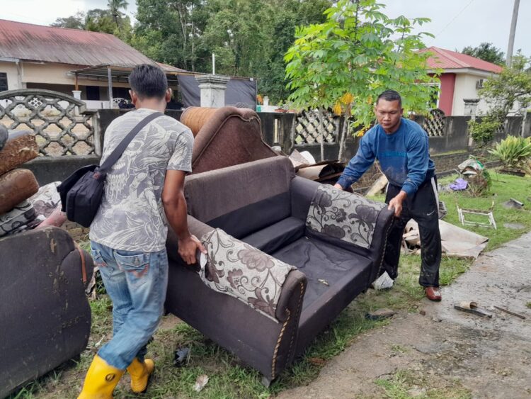 Hujan Berterusan Empat Kampung Di Kota Tinggi Dilanda Banjir Kilat ...