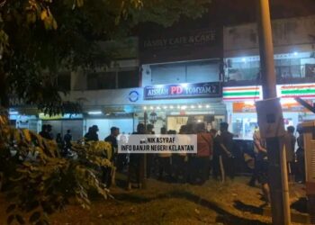 LOKASI kejadian seorang lelaki ditemukan mati di dalam kenderaan di hadapan deretan kedai di Pasar Cabang Tiga Pengkalan Chepa, Kota Bharu, Kelantan malam tadi.