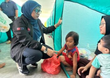 NORLIZAH Noh meninjau PPS Sekolah Jenis Kebangsaan Tamil (SJKT) Tajul, Kota Tinggi.