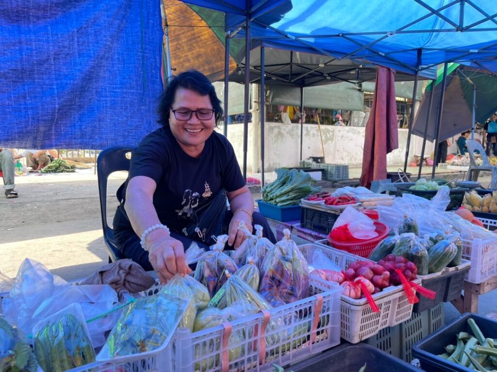 Pasar Tamu Mula Jual Sayur Sayuran Rm3 Seiikat