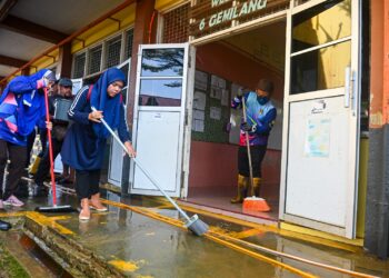 SEBANYAK 176 pusat peperiksaan SPM termasuk di kawasan terlibat banjir sebelum ini akan dibuka di Terengganu pada tahun ini. - UTUSAN/PUQTRA HAIRRY ROSLI