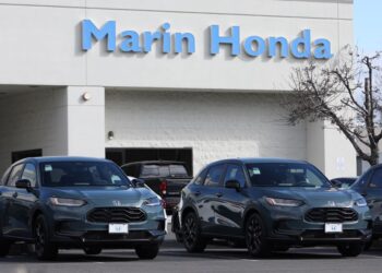 KERETA Honda dipamerkan di Honda Marin di San Rafael, California. - AFP