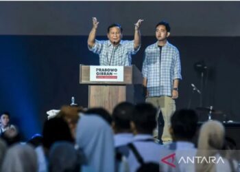 PRABOWO Subianto (kiri) bersama Gibran Rakabuming Raka. - ANTARA