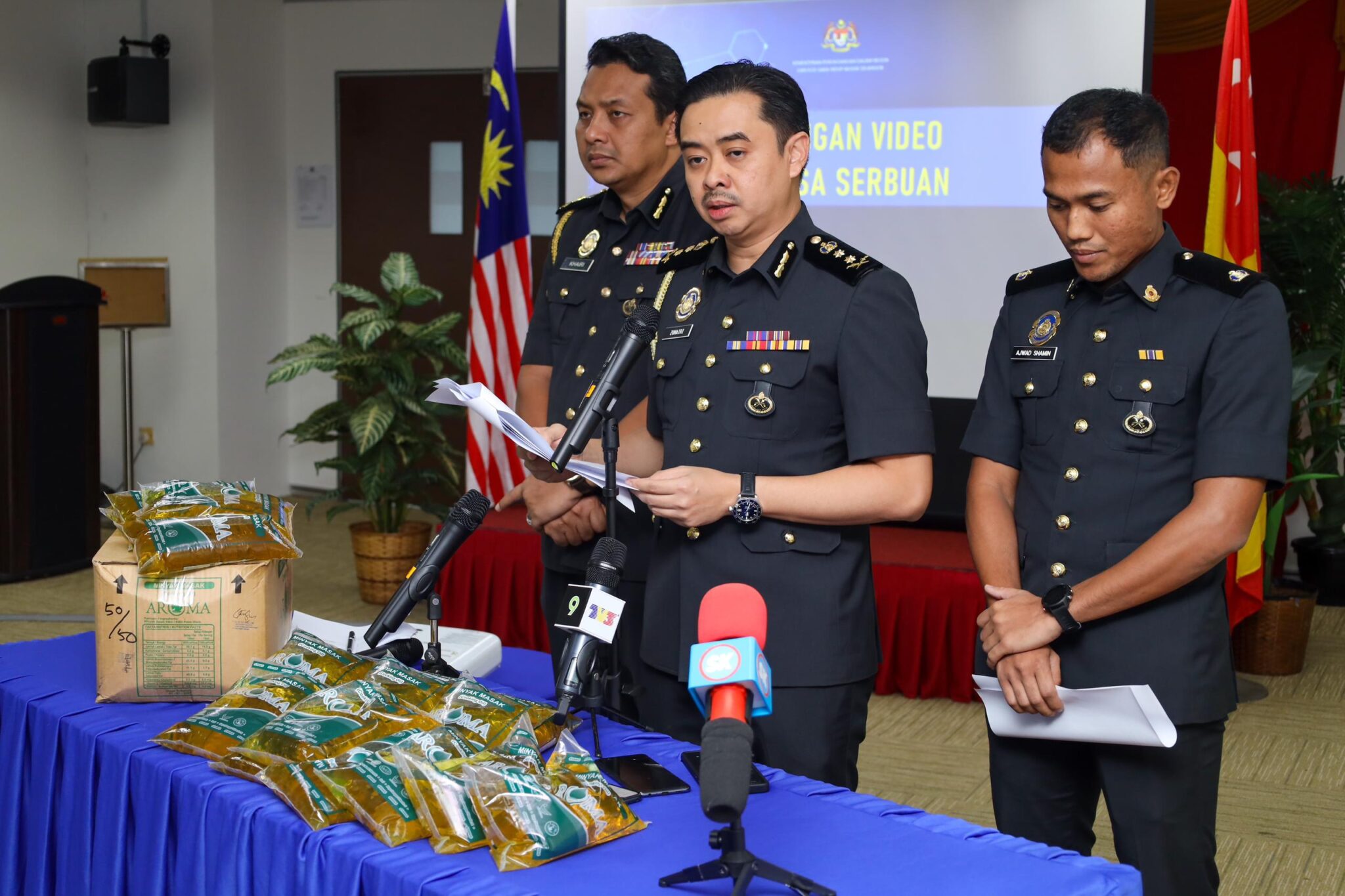 KPDN Rampas 6,800 Paket Minyak Masak Bersubsidi - Utusan Malaysia