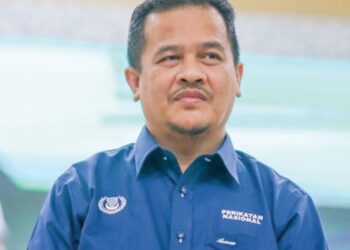 AZMAN NAZRUDIN