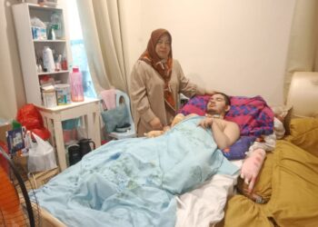 ROZITA Hamzah  perlu beri perhatian sepenuhnya kepada Muhammad Yusshah Danish yang  koma di Felda Kota Gelanggi Dua di Jerantut, Pahang. – UTUSAN/HARIS FADILAH AHMAD