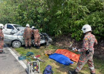 KEMALANGAN melibatkan dua kenderaan di Jalan Kota Tinggi-Penawar berhampiran Felda Air Tawar 3, Kota Tinggi  yang meragut nyawa dua beradik.