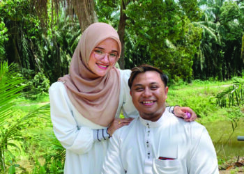 MUHAMMAD Zharif Zainal dan pasangannya, Nor Zahra Afrina Iskandar Shah