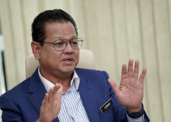 Ketua Pengarah Kawal Selia Padi dan Beras, Datuk Azman Mahmood