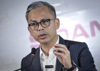 FAHMI FADZIL