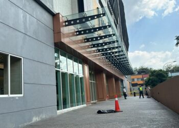 Lokasi bayi lelaki yang ditemukan mati selepas disyaki dicampak dari sebuah unit kondominium di Sri Petaling semalam.