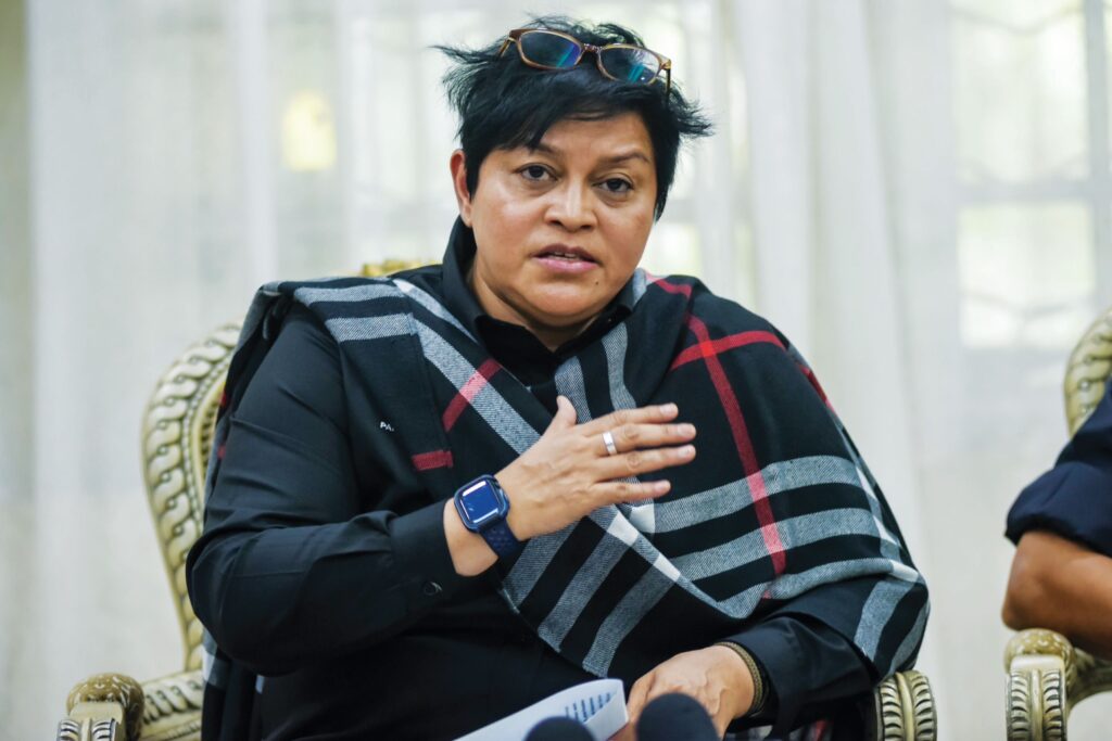 Baru. AZALINA