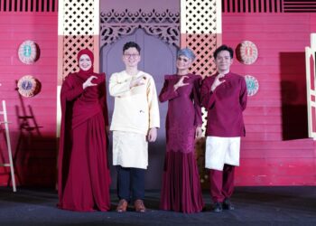 Dari kiri, Siti Nurhaliza, Hoe, Jaclyn Victor dan Phei Yong pada sesi pengenalan Duta Jenama CUCKOO 2024 semalam.