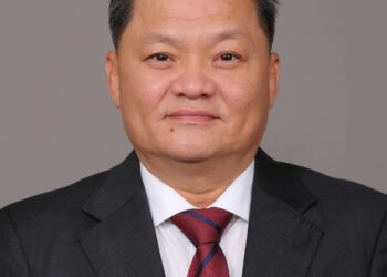 HUANG TIONG SII