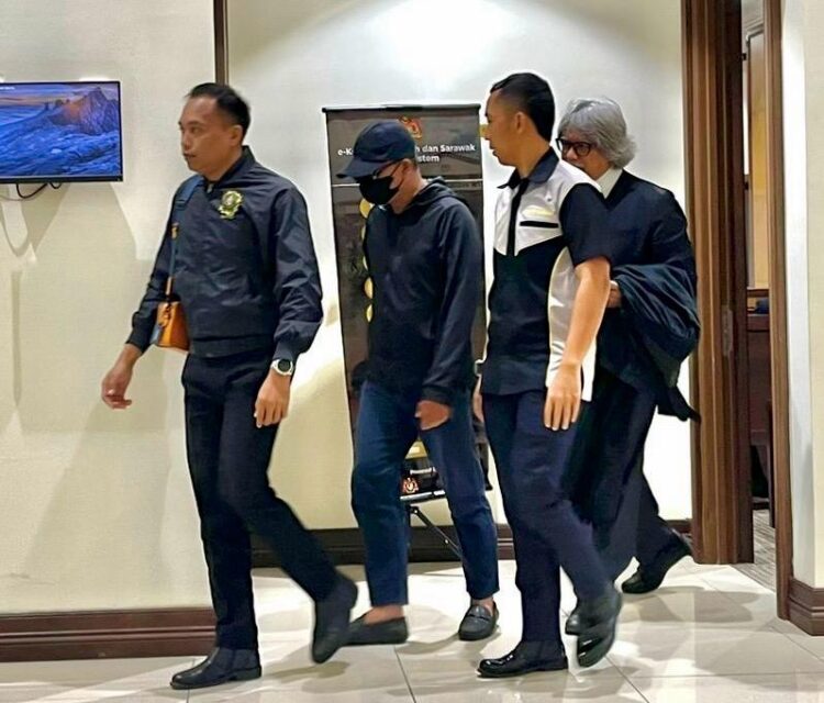 Inspektor Polis Mengaku Tidak Bersalah Terima Rasuah RM500 Setiap Bulan ...