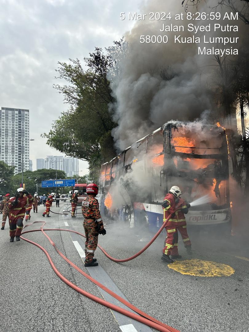 Bas Rapid KL Musnah Terbakar