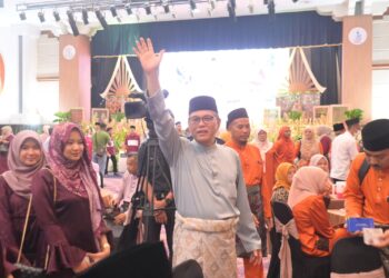 15,000 tetamu pelbagai kaum hadir ke Rumah Terbuka Aidilfitri Menteri Besar Pahang