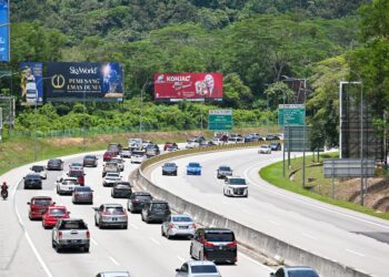 SUDAH tiba masanya Malaysia mengubah kaedah pembayaran tol dengan tidak hanya bergantung kepada sistem sedia ada.