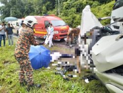 Dua maut, Hilux-lori bertembung di Limbang