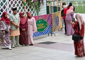 PERAYAAN bertindak sebagai penghubung sosial yang kuat dalam kalangan rakyat Malaysia. – UTUSAN