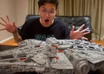 IVAN Yu menetapkan masa terpantas untuk membina LEGO® Star Wars 75192 Millennium Falcon dengan masa tujuh jam 36 min 37 saat pada 2 Disember 2023.