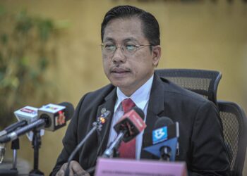 AZMAN ADNAN