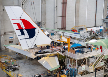 PESAWAT A330neo pertama untuk Malaysia Airlines dipasang dengan logo ikonik ‘wau’ syarikat penerbangan itu.