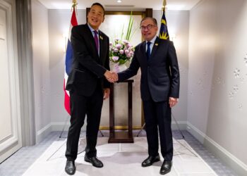 Anwar Ibrahim bertemu Perdana Menteri Thailand, Srettha Thavisin di luar Persidangan Antarabangsa ke-29 mengenai Masa Depan Asia di Tokyo, Jepun semalam. – JABATAN PERDANA MENTERI