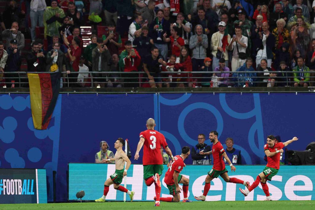 Gol saat akhir Portugal atasi Republik Czech 2-1