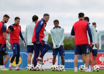 SKUAD Sepanyol menjani latihan menjelang pertembungan dngan Albania dalam perlawanan terakhir Kumpulan B Euro 2024-AFP