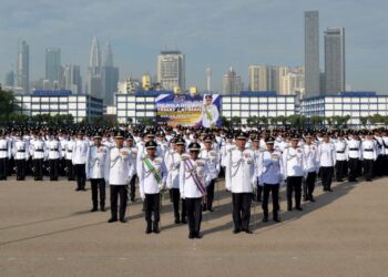 MASIH ramai anggota Polis Diraja Malaysia (PDRM) yang berdedikasi dan ikhlas membantu tanpa mengharapkan pembalasan.