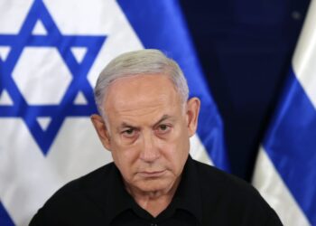 BENJAMIN Netanyahu membubarkan Kabinet Perang Israel yang ditugaskan mengendali perang di Gaza.- AGENSI