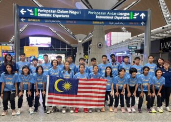SKUAD bola keranjang B-12 ketika berlepas ke Taiwan untuk menyertai  Bola Keranjang Mini Antarabangsa Bawah-12 Tahun (TARO) 2024 .