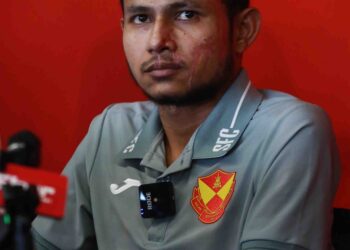 FAISAL Halim ketika bercakap pada sidang akhbar di Shah Alam, semalam. - UTUSAN/AFIQ ROSLI