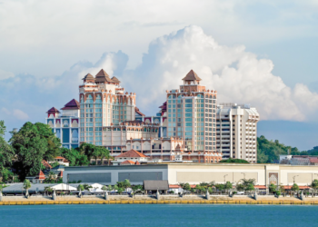 HOTEL Paya Bunga, Kuala Terengganu merupakan hotel patuh syariah yang pertama di Terengganu.-UTUSAN/PUQTRA HAIRRY ROSLI